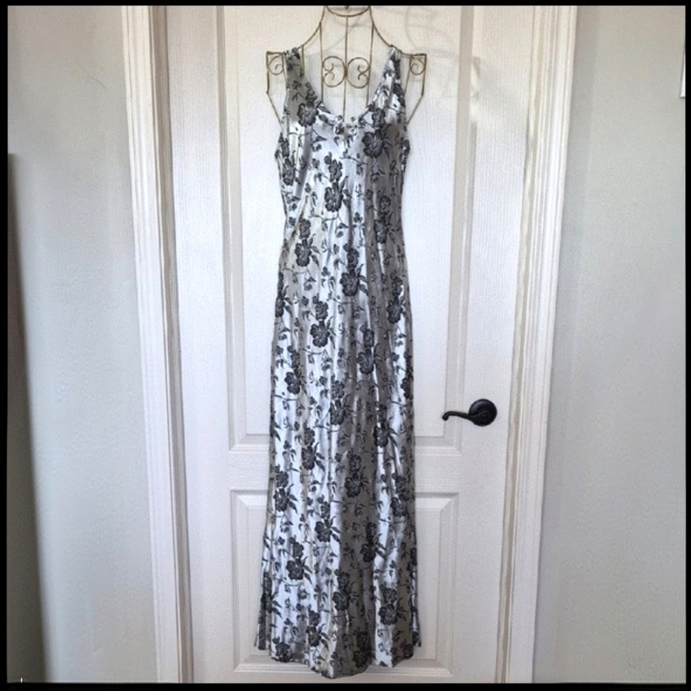 Women's Junior's Vintage 90s Black and Silver Floral Maxi Dress Formal Size 7